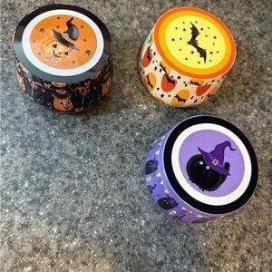 Set of 3 3” Halloween Tins with lids. NEW